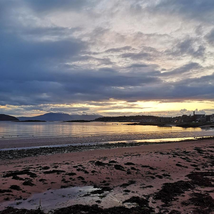 Apartamento Beside The Bay Millport Exterior foto